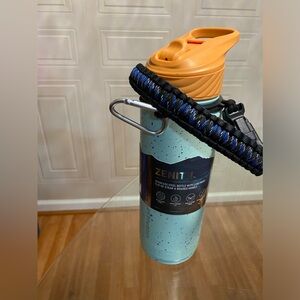 - Brand New Hydragear Zenith Steinless Steel Bottle With Leak-Proof